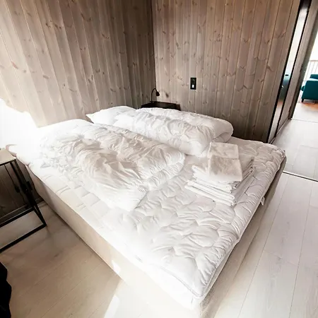 Apartment Bryggeleilighet I Henningsvaer